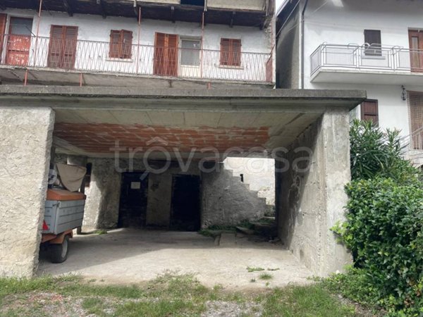 casa indipendente in vendita a Civo in zona Civo Centro