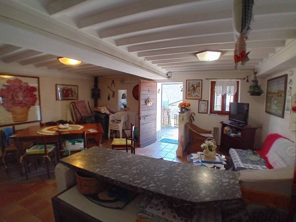 casa indipendente in vendita a Civo