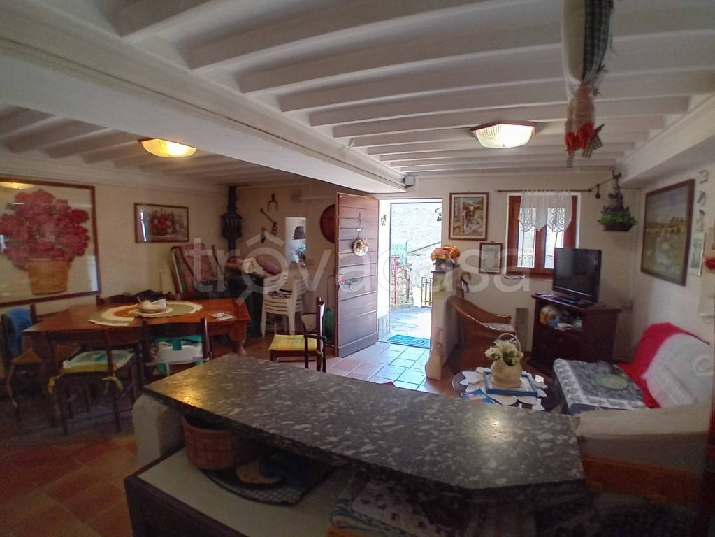 casa indipendente in vendita a Civo