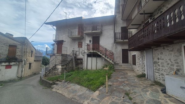 appartamento in vendita a Civo in zona Serone