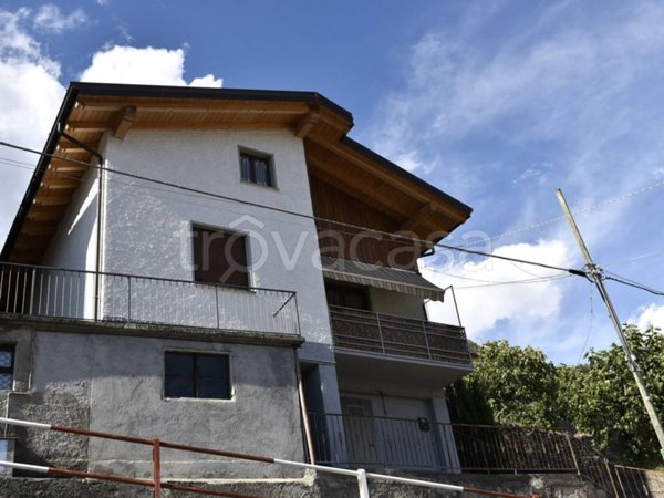 casa indipendente in vendita a Civo in zona Civo Centro