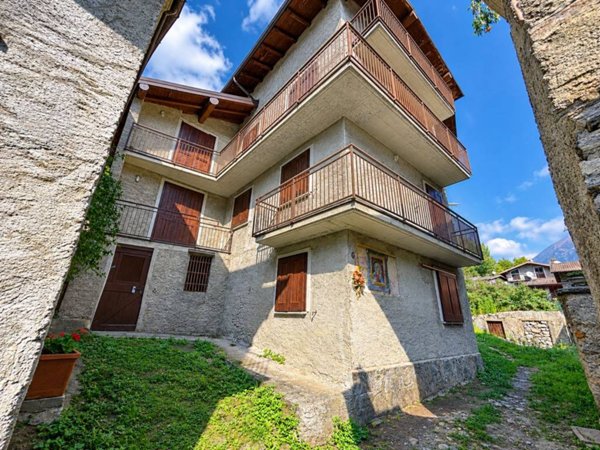 casa indipendente in vendita a Civo in zona Cevo