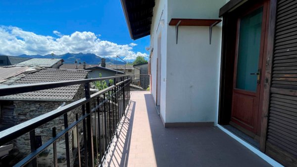 appartamento in vendita a Civo in zona Roncaglia