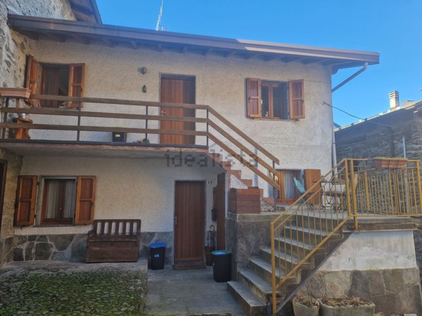 casa indipendente in vendita a Colorina
