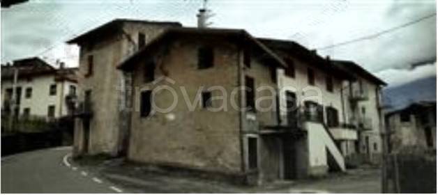 casa indipendente in vendita a Colorina