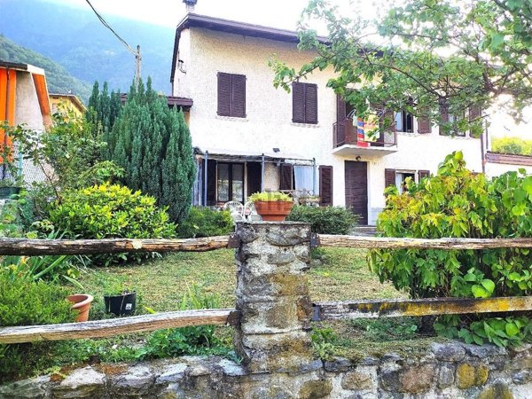 casa indipendente in vendita a Colorina