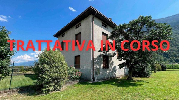 casa indipendente in vendita a Colorina in zona Selvetta