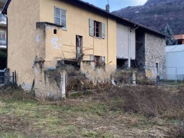appartamento in vendita a Cosio Valtellino in zona Regoledo