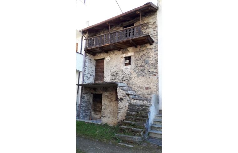 casa indipendente in vendita a Cosio Valtellino in zona Regoledo