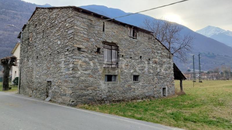 casa indipendente in vendita a Cosio Valtellino