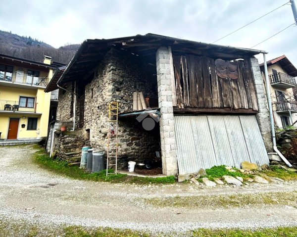 appartamento in vendita a Cosio Valtellino in zona Piagno