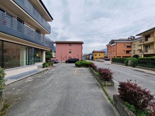locale di sgombero in vendita a Cosio Valtellino in zona Regoledo