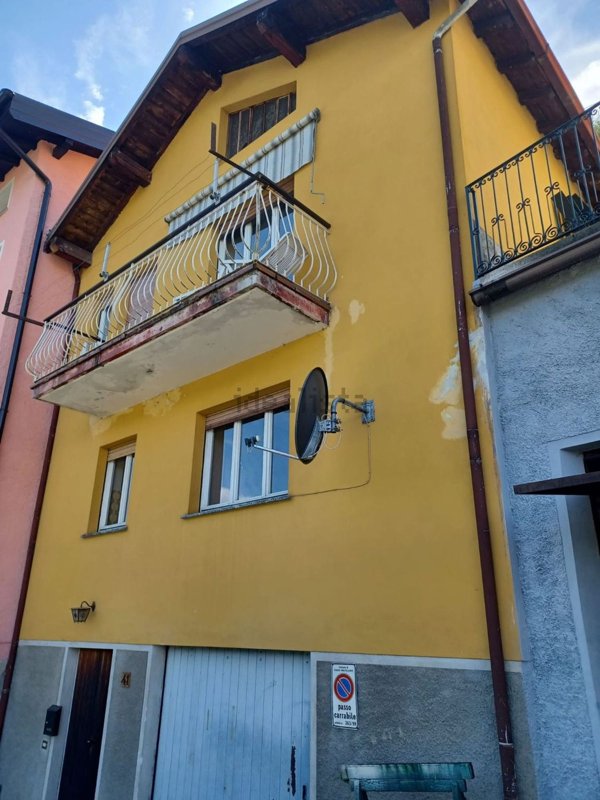 appartamento in vendita a Cosio Valtellino in zona Mellarolo