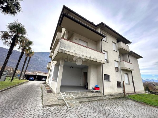 appartamento in vendita a Cosio Valtellino in zona Regoledo