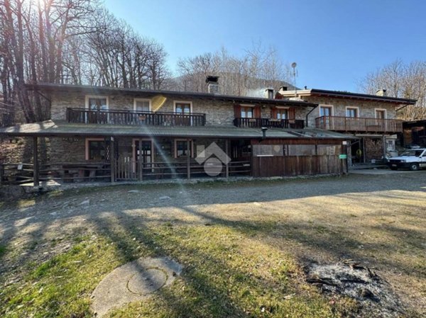 casa indipendente in vendita a Cosio Valtellino