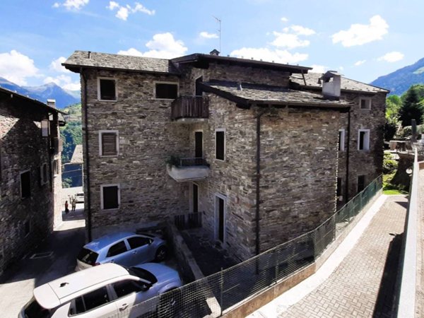 appartamento in vendita a Cosio Valtellino in zona Sacco