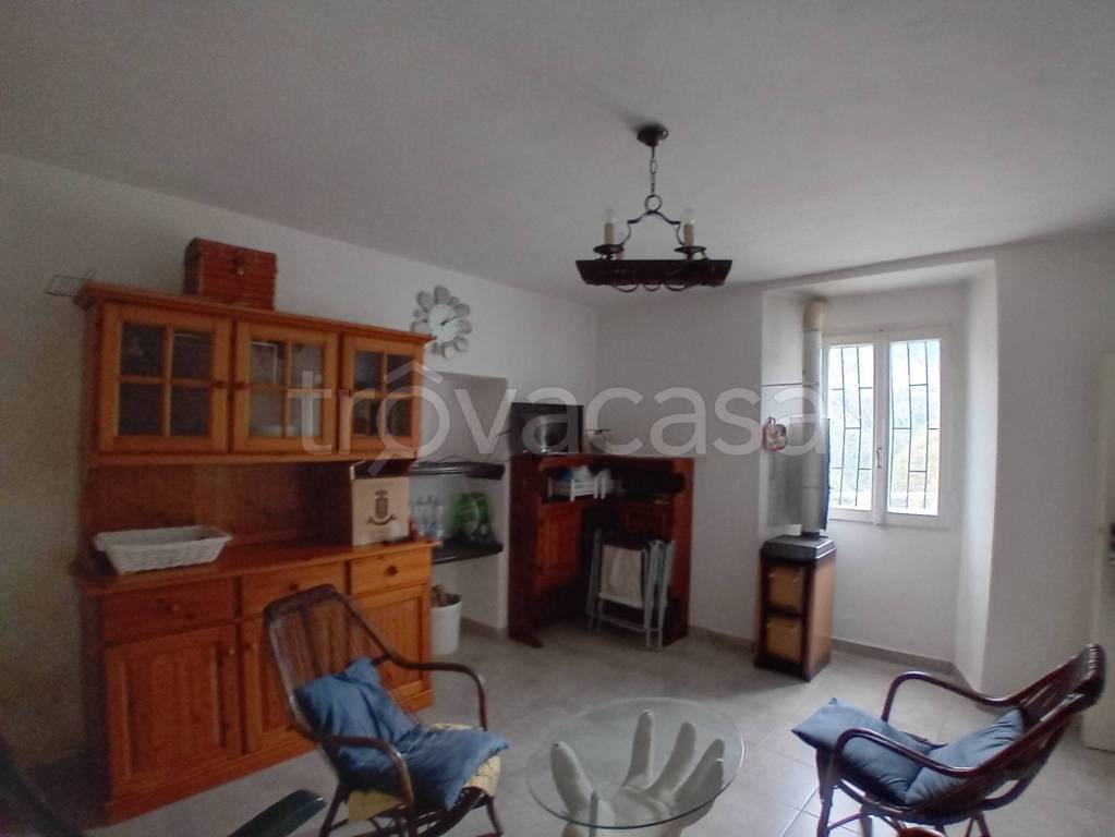 casa indipendente in vendita a Cosio Valtellino
