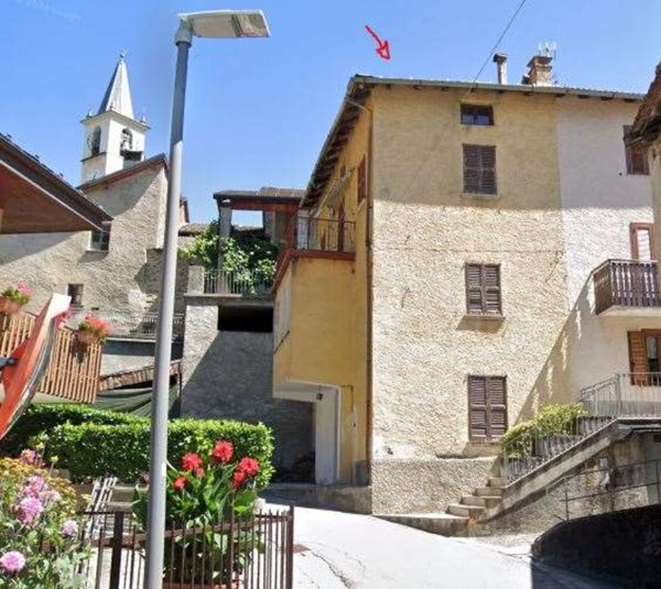 appartamento in vendita a Cosio Valtellino in zona Sacco