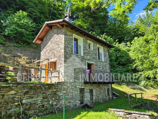 casa indipendente in vendita a Cosio Valtellino