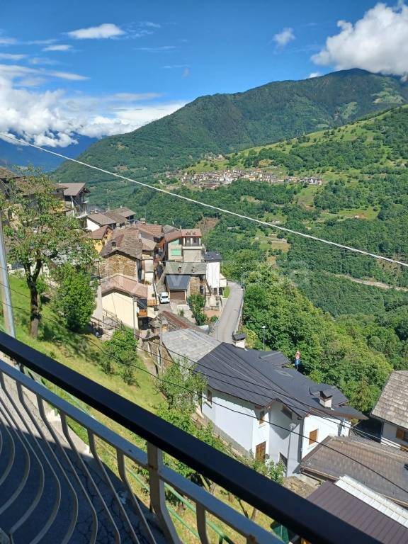 appartamento in vendita a Cosio Valtellino in zona Mellarolo