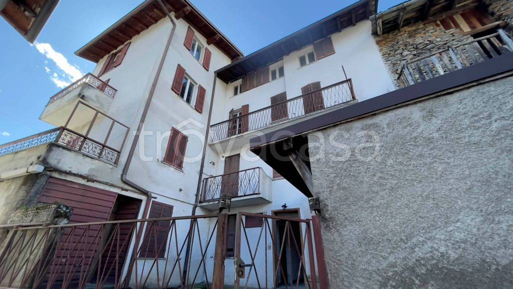 casa indipendente in vendita a Cosio Valtellino in zona Sacco