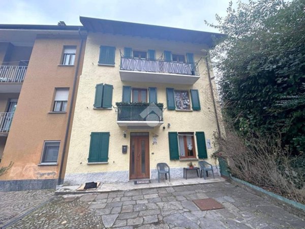 casa indipendente in vendita a Cosio Valtellino in zona Regoledo