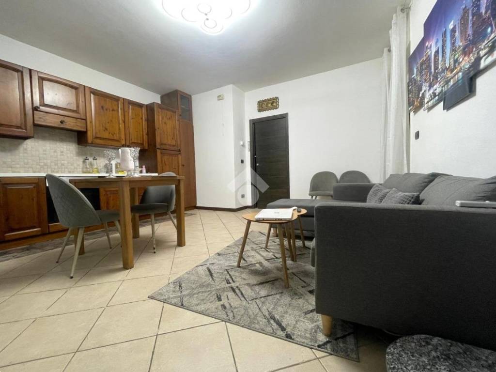 appartamento in vendita a Cosio Valtellino in zona Regoledo