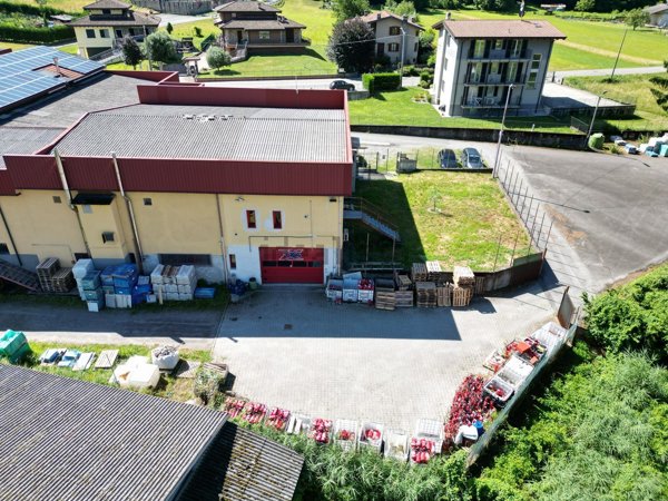 locale di sgombero in vendita a Cosio Valtellino
