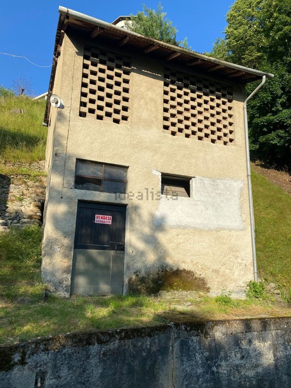 appartamento in vendita a Cosio Valtellino in zona Sacco