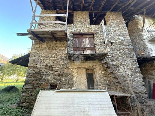 appartamento in vendita a Cosio Valtellino in zona Regoledo