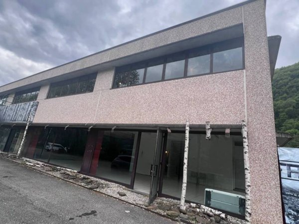 locale commerciale in vendita a Cosio Valtellino