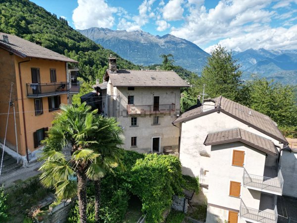 casa indipendente in vendita a Cosio Valtellino in zona Sacco