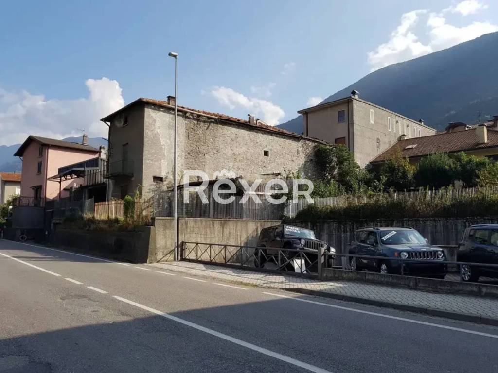casa indipendente in vendita a Cosio Valtellino in zona Piagno
