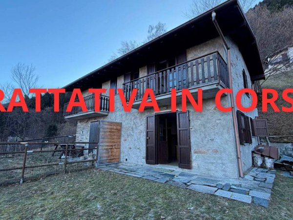 casa indipendente in vendita a Cosio Valtellino in zona Regoledo