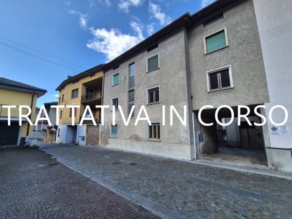 appartamento in vendita a Cosio Valtellino in zona Regoledo