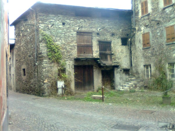 appartamento in vendita a Cosio Valtellino in zona Regoledo