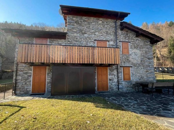 casa indipendente in vendita a Cosio Valtellino in zona Mellarolo