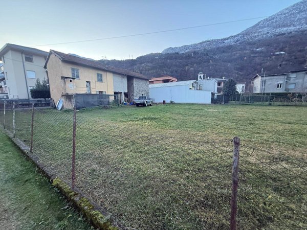 terreno edificabile in vendita a Cosio Valtellino in zona Regoledo