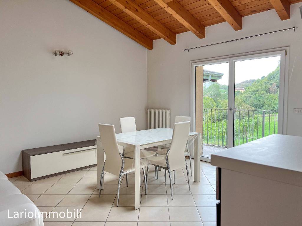 appartamento in vendita a Cosio Valtellino in zona Piagno