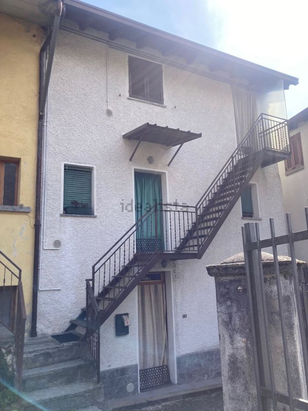 casa indipendente in vendita a Dazio
