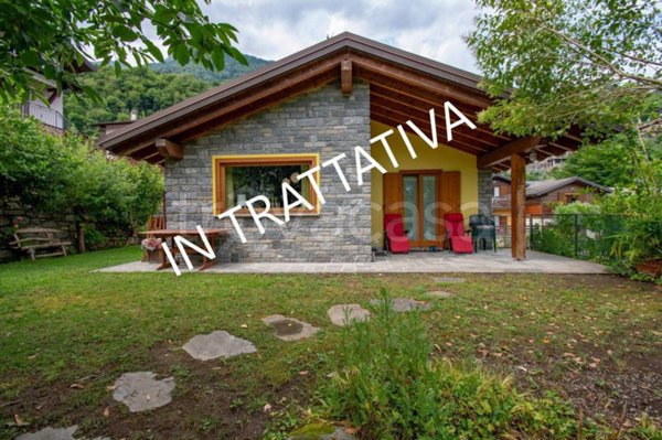 casa indipendente in vendita a Dazio