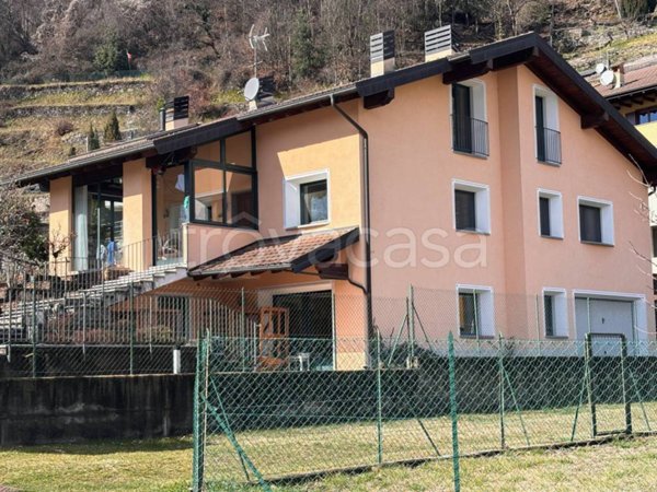 casa indipendente in vendita a Dazio