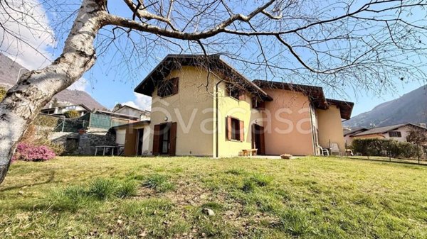 casa indipendente in vendita a Dazio