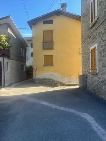 casa indipendente in vendita a Dazio