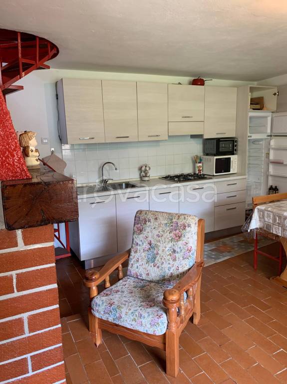 casa indipendente in vendita a Dazio