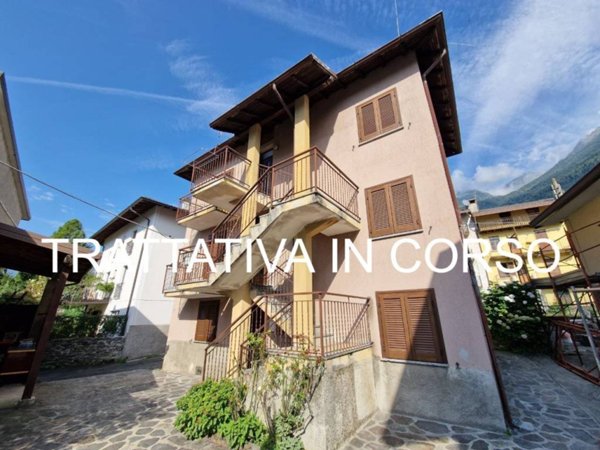 casa indipendente in vendita a Dazio
