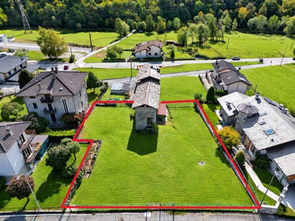 casa indipendente in vendita a Dazio