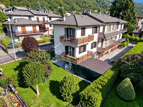casa indipendente in vendita a Dazio