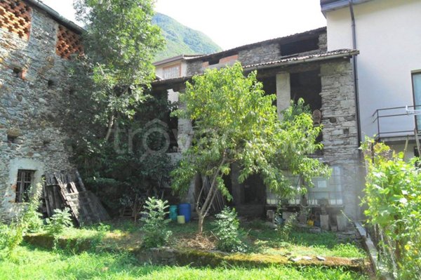 casa indipendente in vendita a Delebio