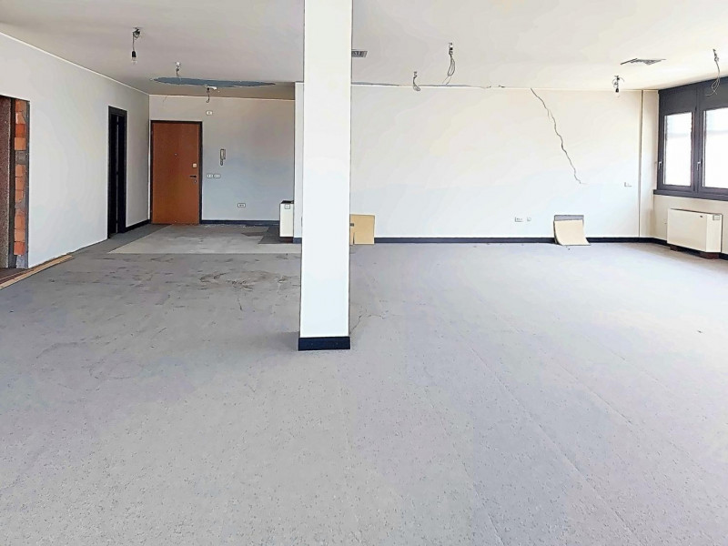 ufficio in vendita a Delebio